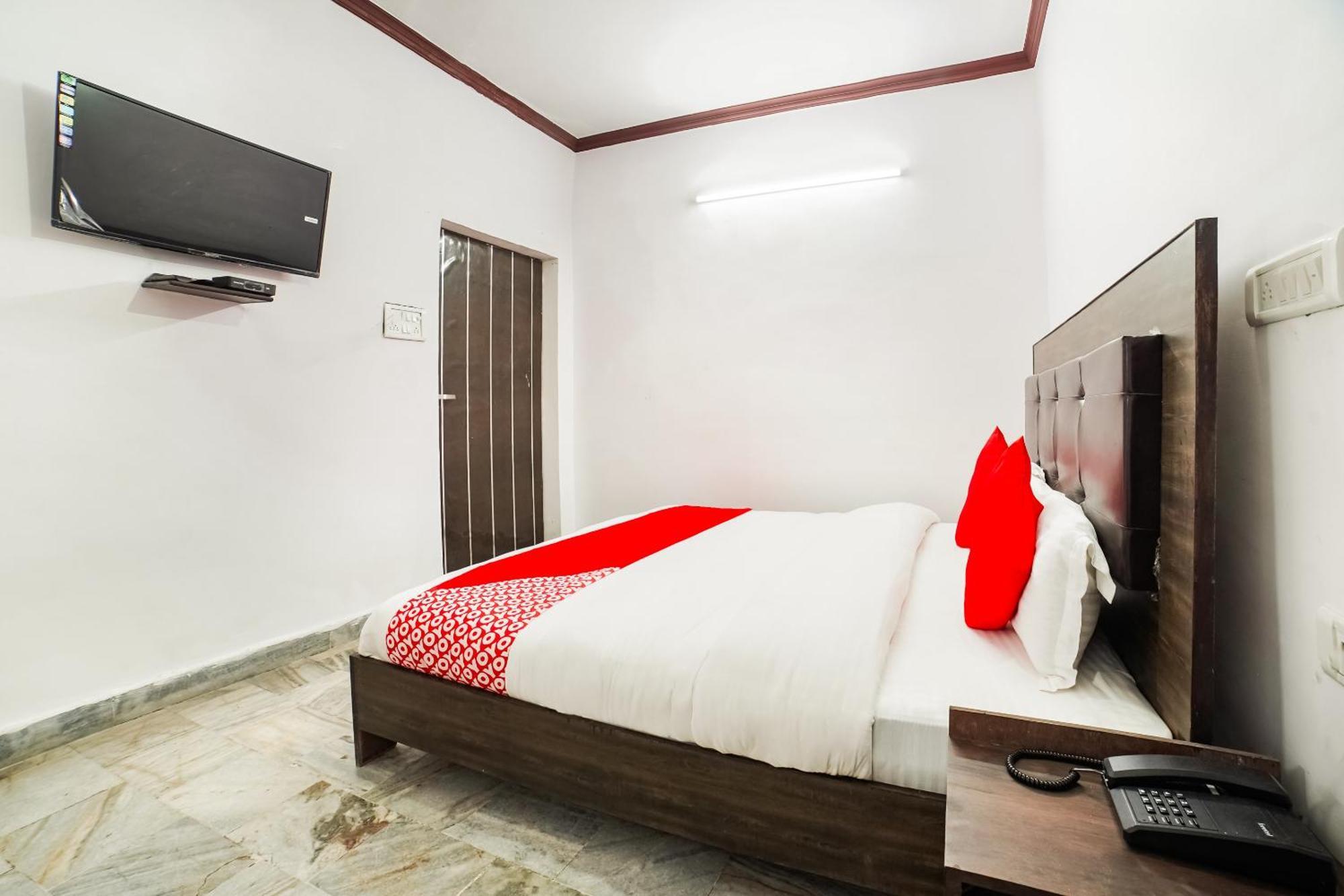 Oyo Hotel Konark Inn Bareilly Exterior foto